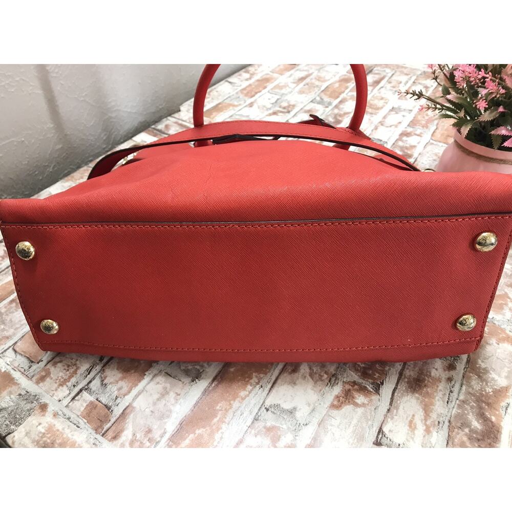 MICHAEL KORS Riley Optic RED LOCK Charm Leather Lg Satchel Chain Crossbody Bag - Picture 14 of 15